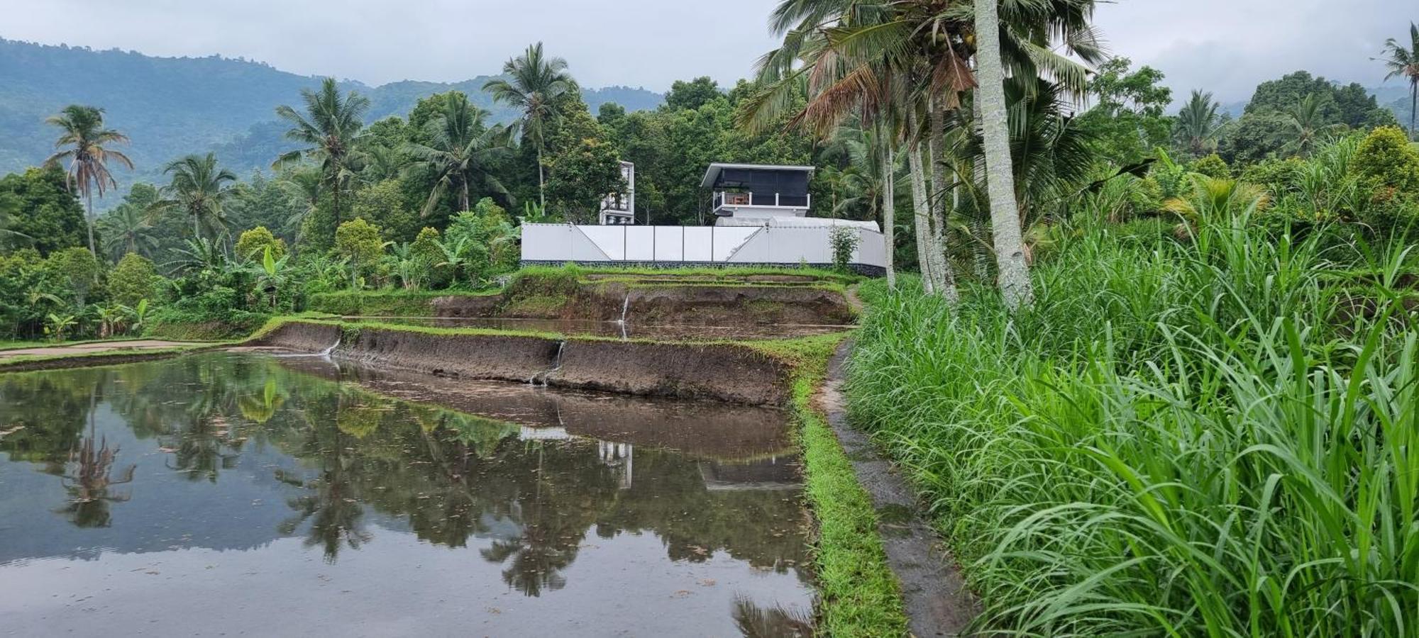 Utopiaku - Munduk Highlands Villa ภายนอก รูปภาพ