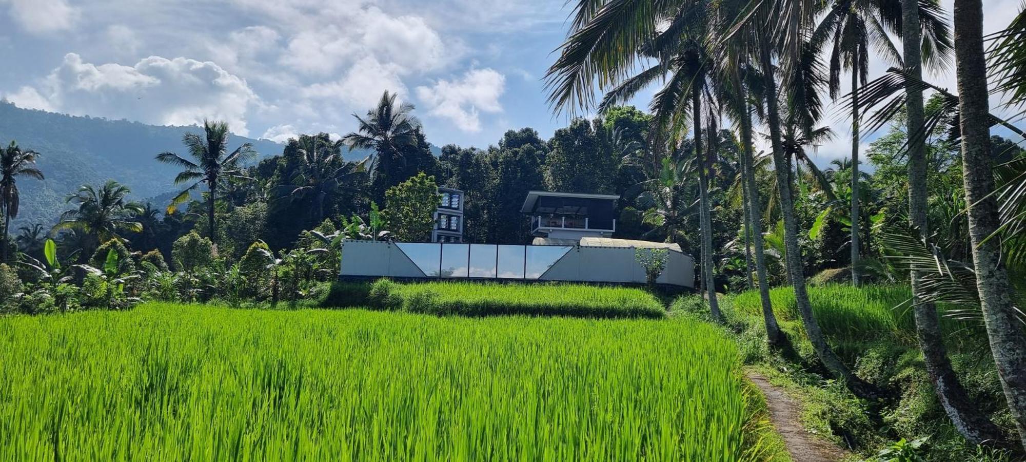 Utopiaku - Munduk Highlands Villa ภายนอก รูปภาพ