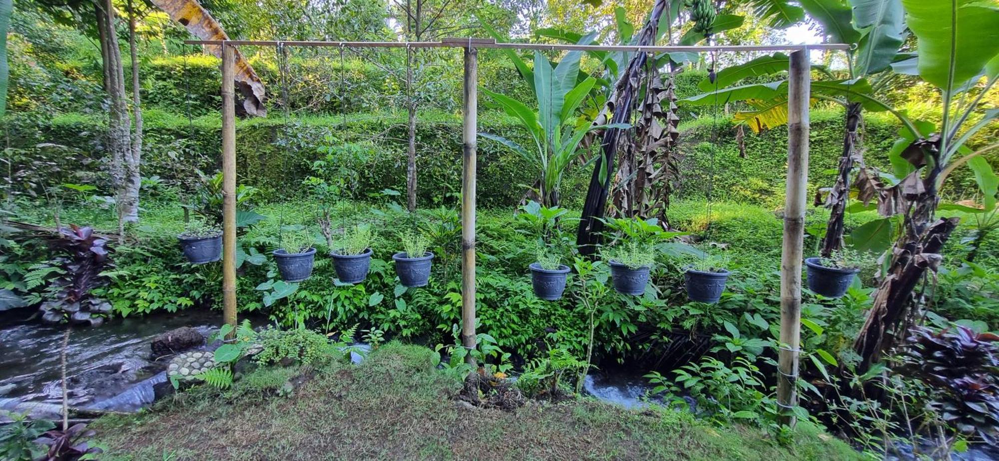 Utopiaku - Munduk Highlands Villa ภายนอก รูปภาพ
