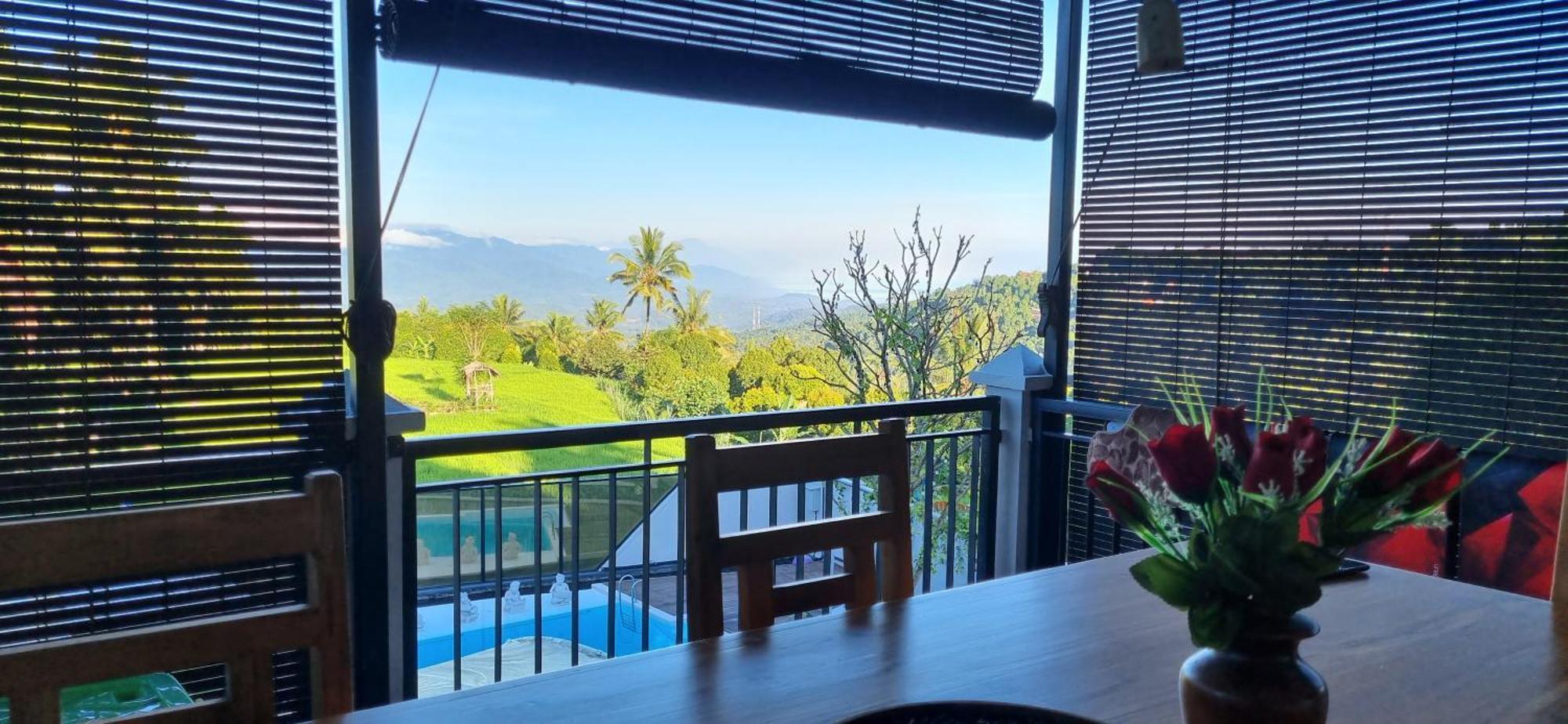 Utopiaku - Munduk Highlands Villa ภายนอก รูปภาพ
