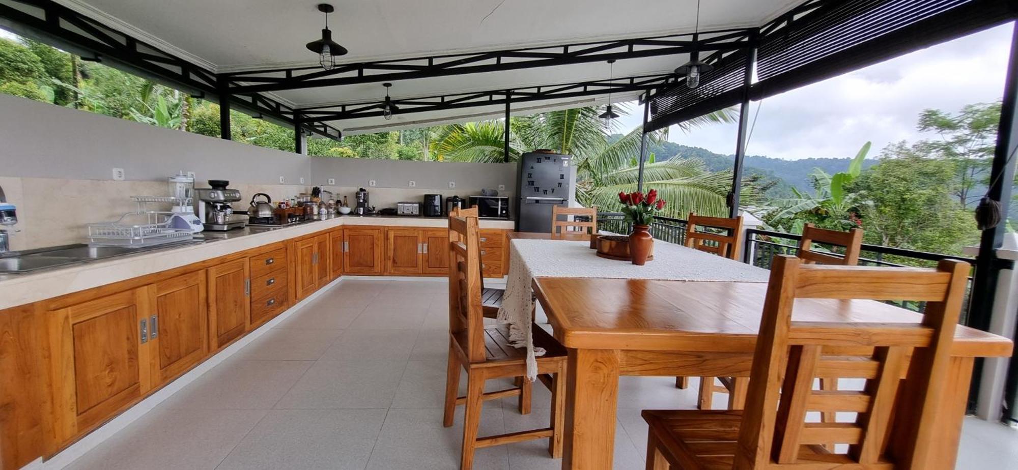 Utopiaku - Munduk Highlands Villa ภายนอก รูปภาพ