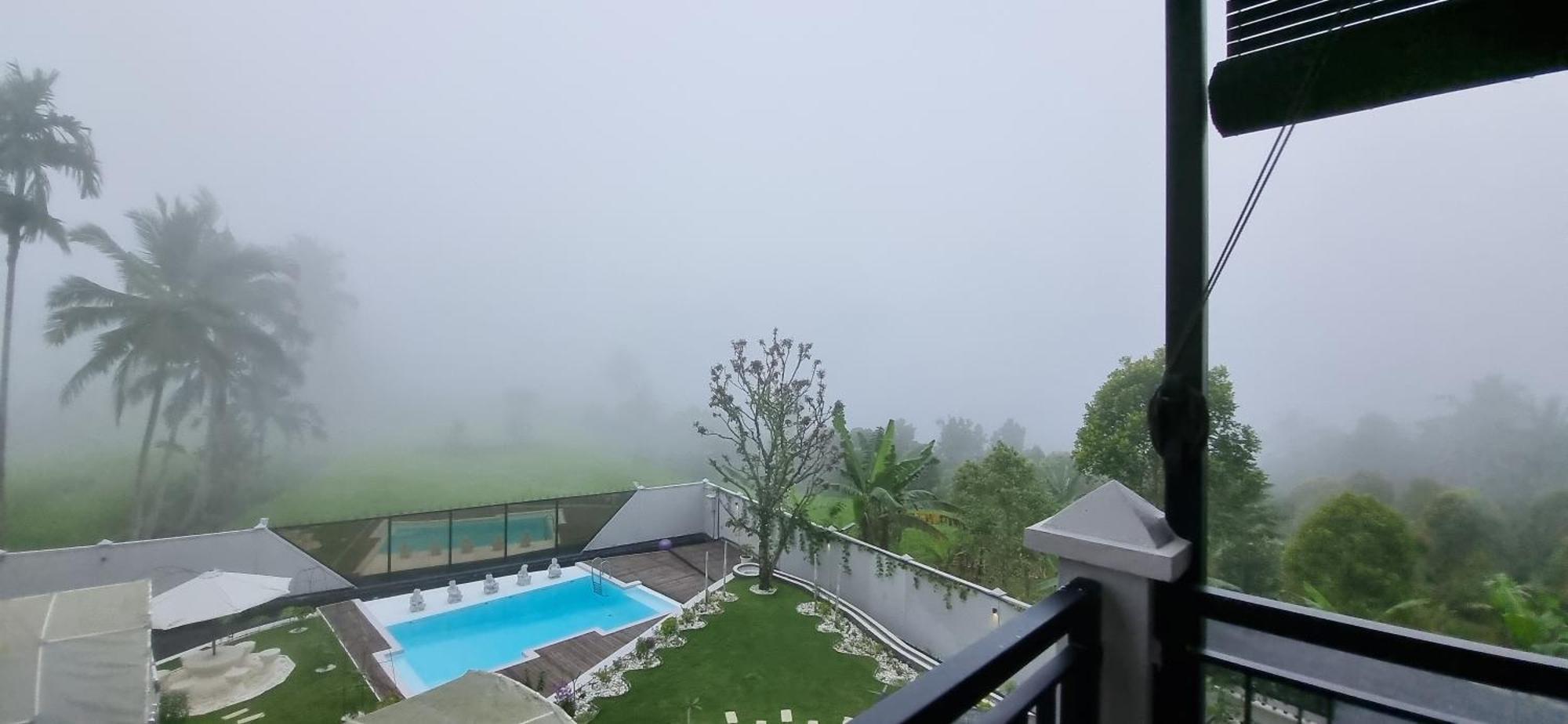 Utopiaku - Munduk Highlands Villa ภายนอก รูปภาพ