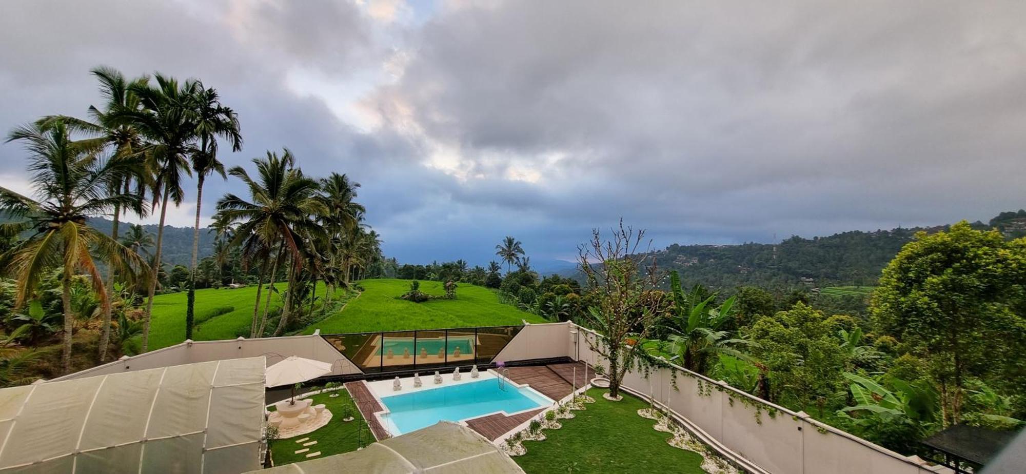 Utopiaku - Munduk Highlands Villa ภายนอก รูปภาพ